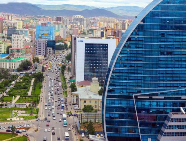 Улаанбаатарт өдөртөө 13 хэм дулаан